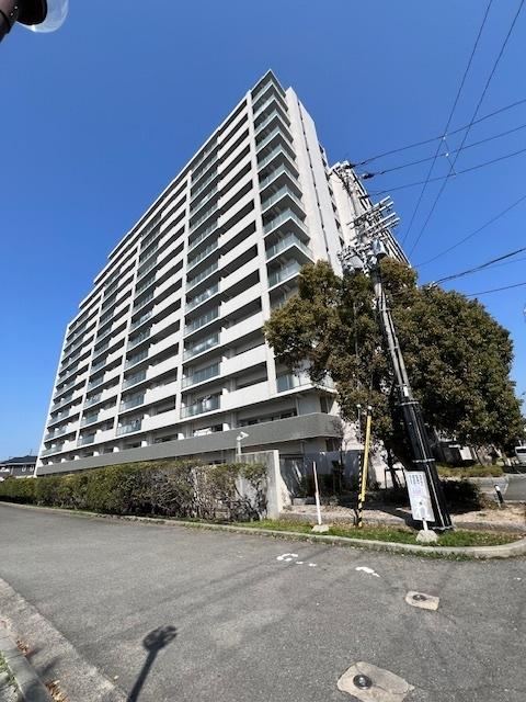3LDK apartment in Wakayama, Wakayama - Photo 1