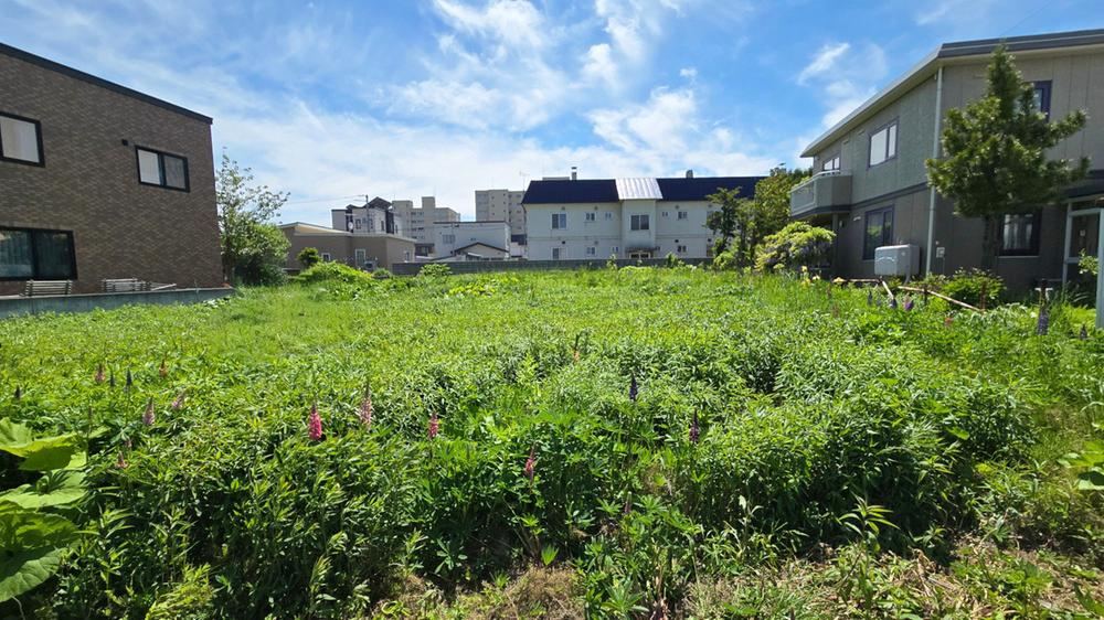 318 m² land in Ebetsu, Hokkaido - Photo 1