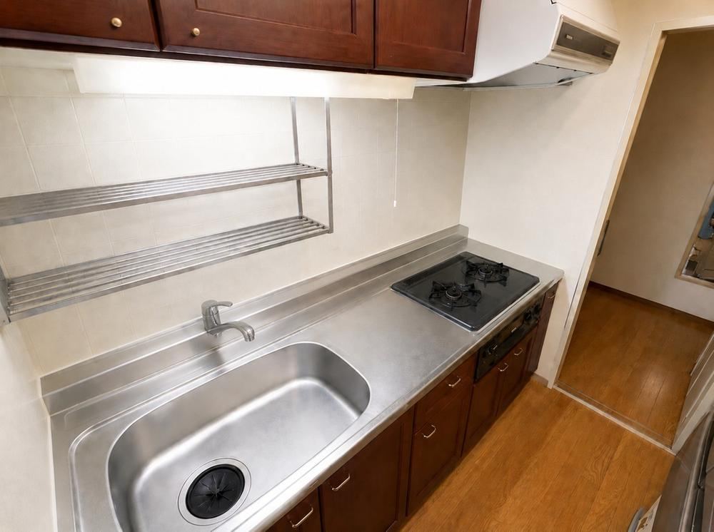 3DK apartment in Toyonaka, Osaka - Photo 1