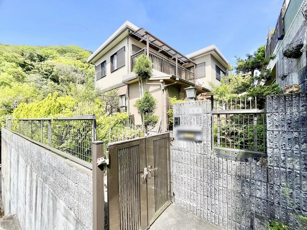 5LDK house in Suma Ward, Kobe, Hyogo - Photo 1