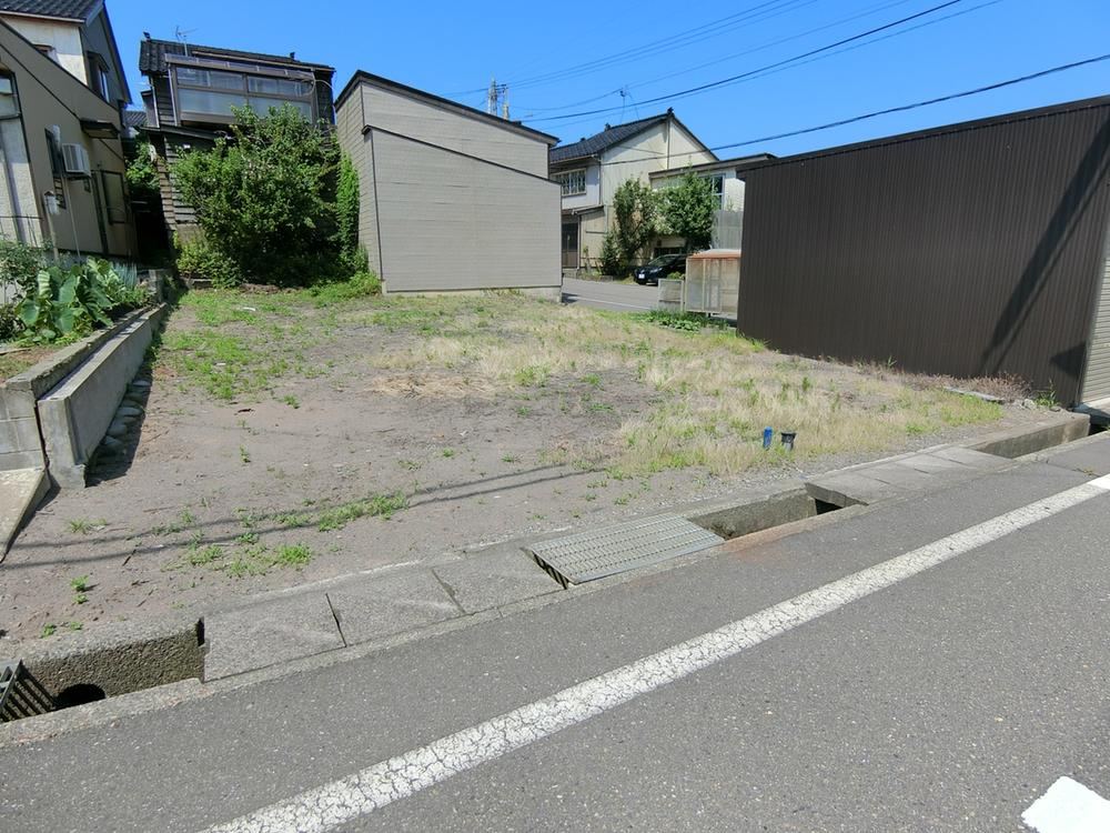 134 m² land in Joetsu, Niigata - Photo 1
