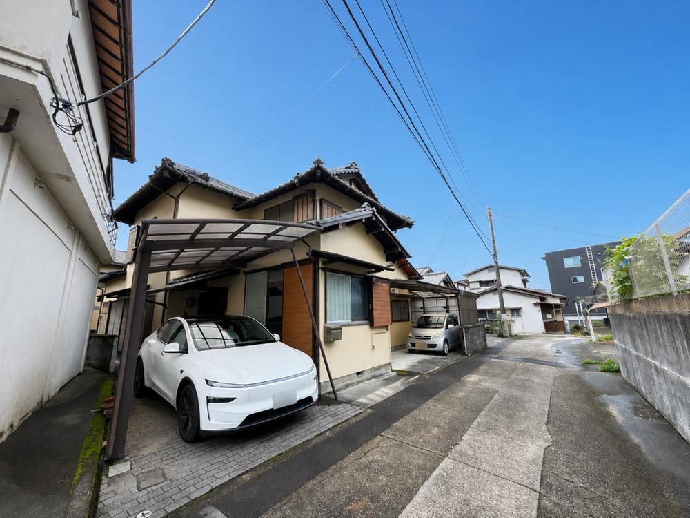6LDK house in Fuji, Shizuoka - Photo 1