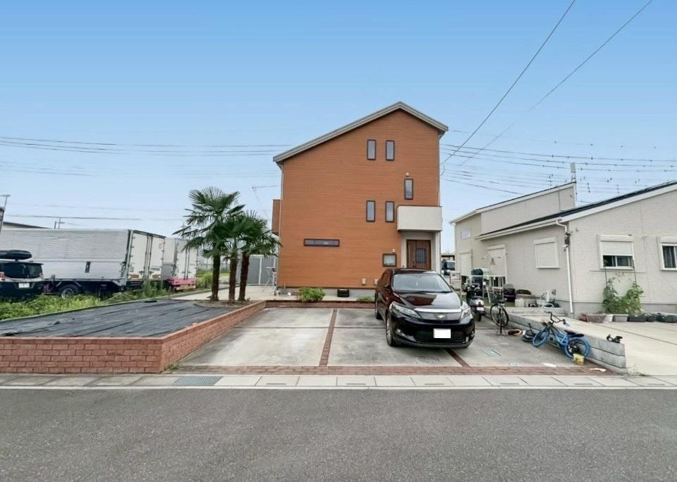 3LDK house in Kasukabe, Saitama - Photo 1