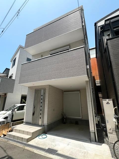 4LDK house in Taisho Ward, Osaka - Photo 1