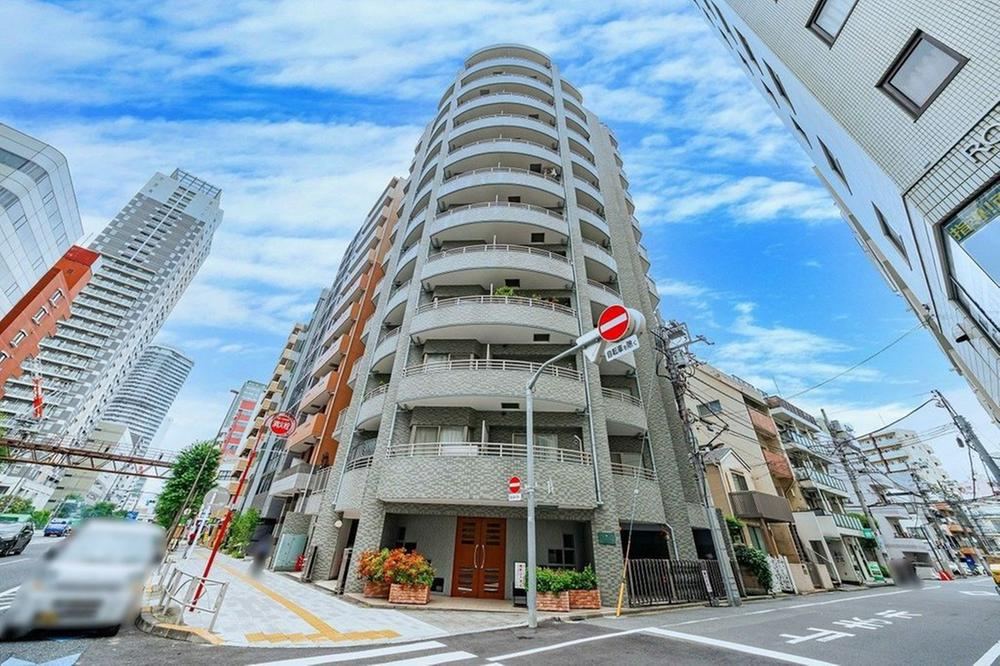 2LDK apartment in Toshima Ward, Tokyo - Photo 1