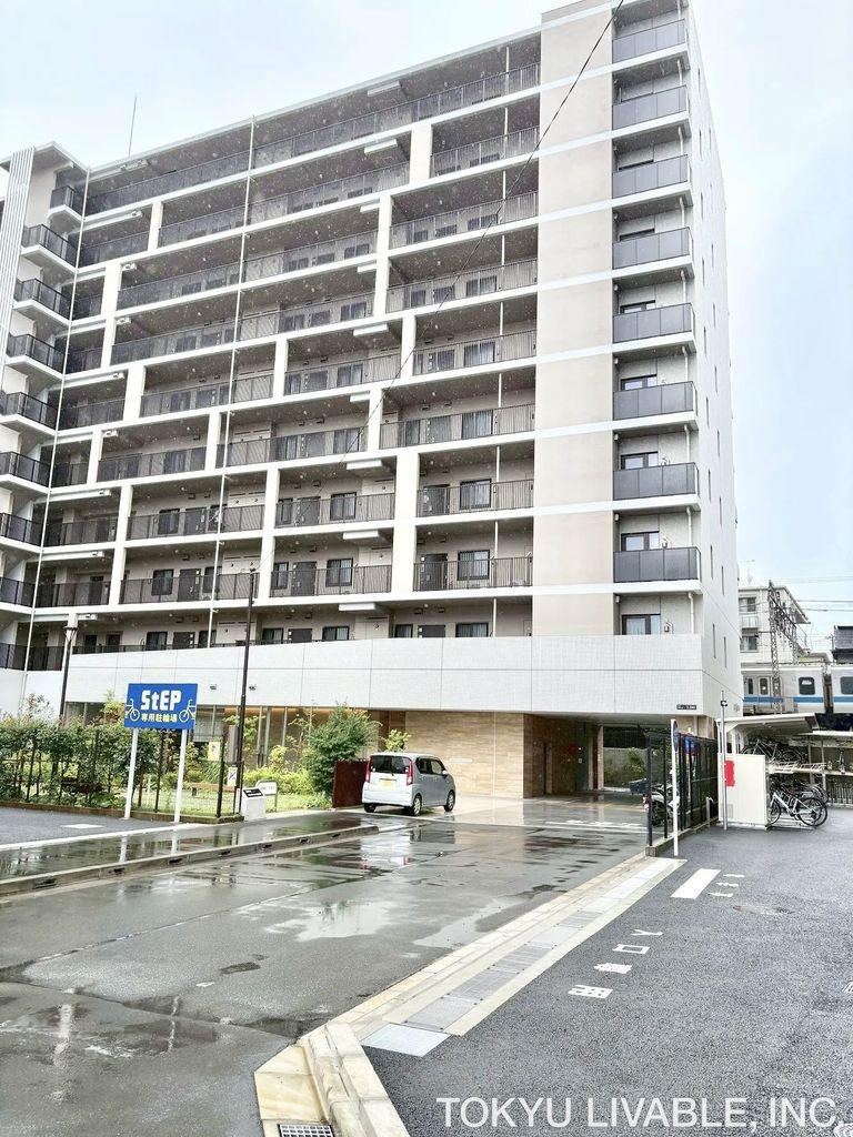 3LDK apartment in Hadano, Kanagawa - Photo 1