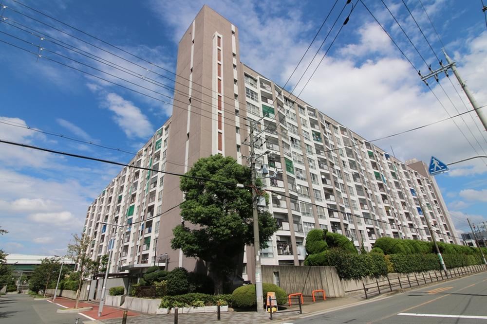 2LDK apartment in Asahi Ward, Osaka - Photo 1