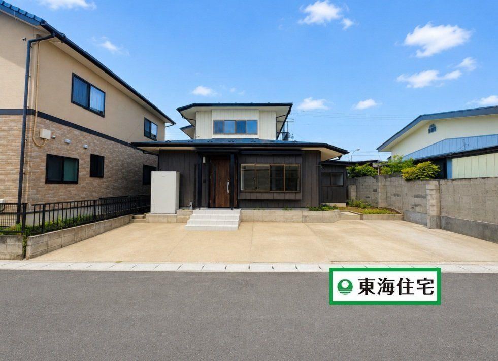 7K house in Tomiya, Miyagi - Photo 1