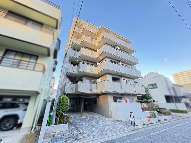 3LDK apartment in Adachi Ward, Tokyo - Photo 1