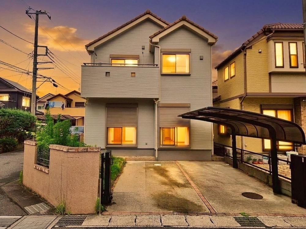 4LDK house in Inage Ward, Chiba - Photo 1