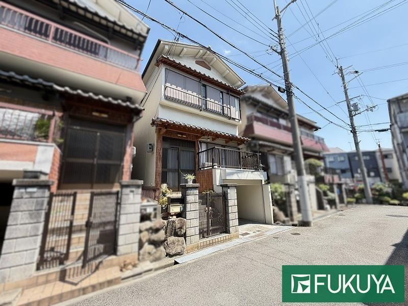 4LDK house in Neyagawa, Osaka - Photo 1