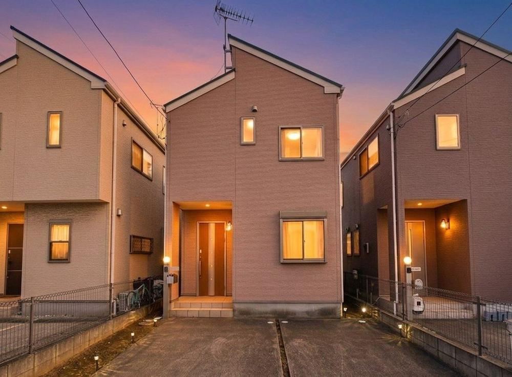 3LDK+S house in Wakaba Ward, Chiba - Photo 1