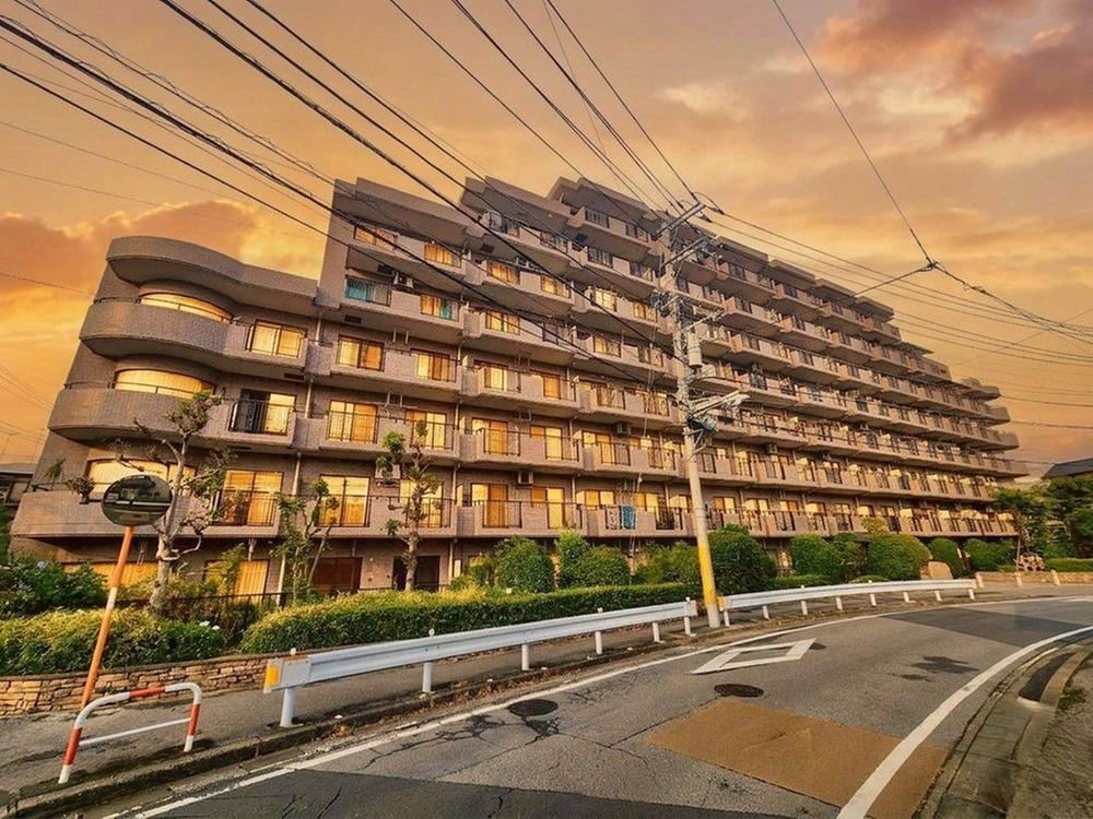 3LDK apartment in Yotsukaido, Chiba - Photo 1