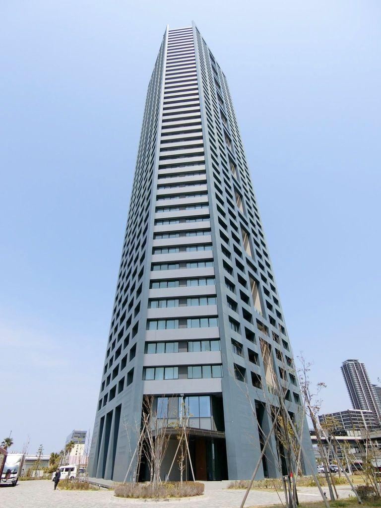 3LDK+S apartment in Higashi Ward, Fukuoka - Photo 1
