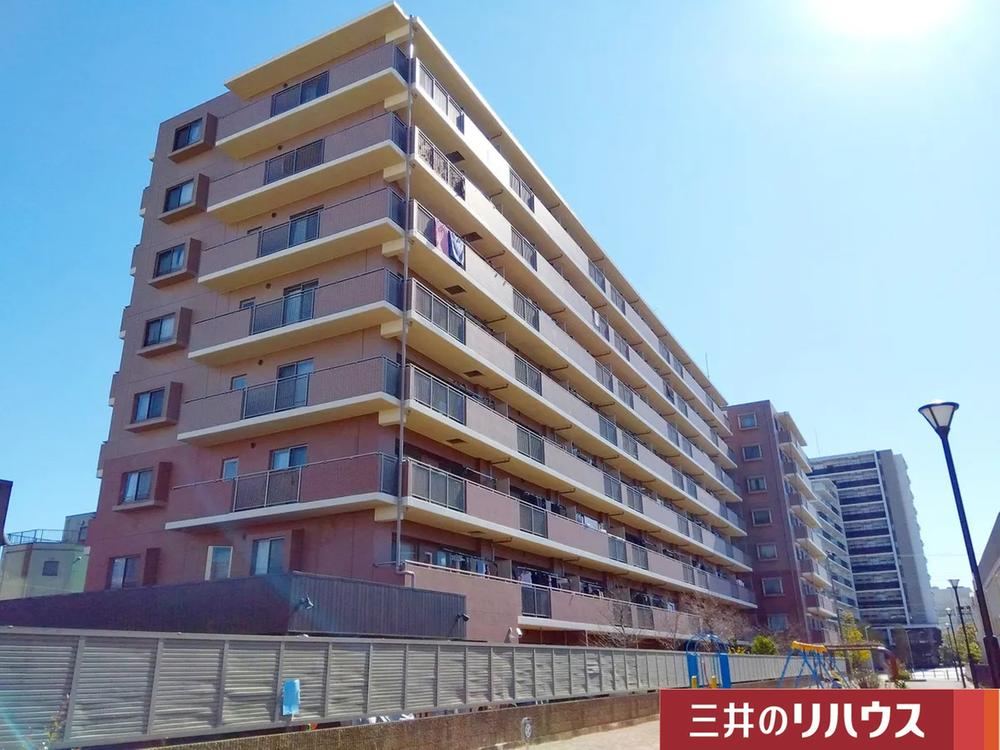 3LDK apartment in Itabashi Ward, Tokyo - Photo 1