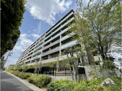 4LDK apartment in Minami Ward, Saitama - Photo 1