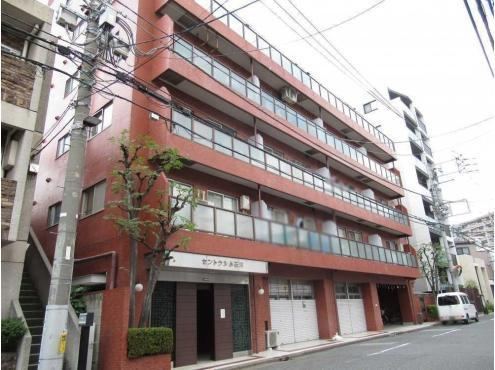 2DK apartment in Bunkyo Ward, Tokyo - Photo 1