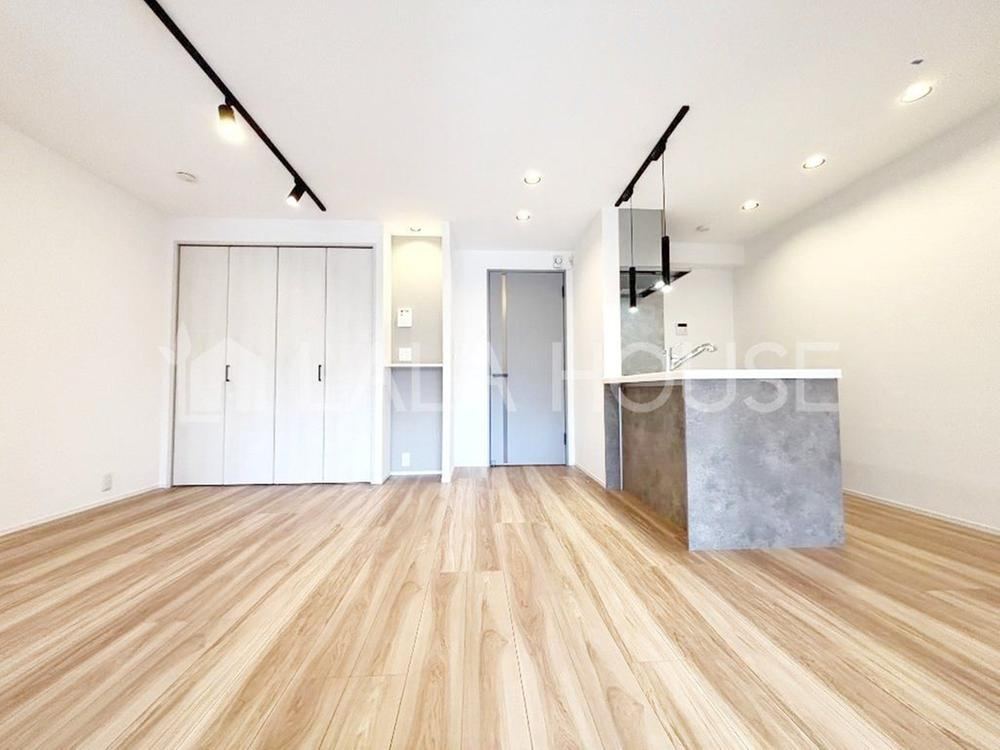 2LDK apartment in Omiya Ward, Saitama - Photo 1