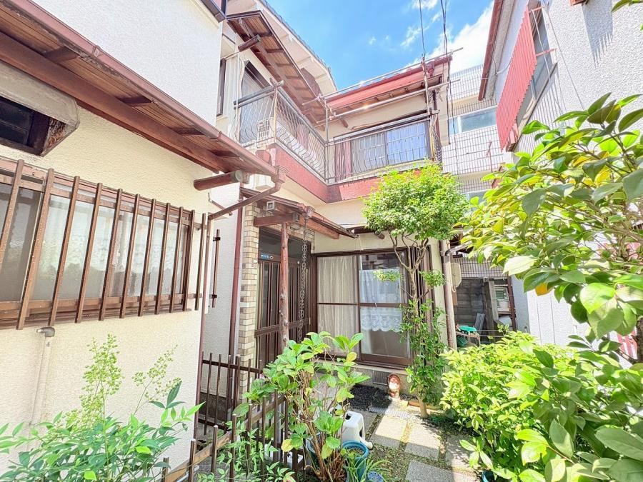 4DK house in Neyagawa, Osaka - Photo 1