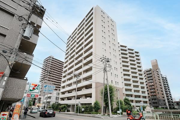 3LDK apartment in Minami Ward, Sagamihara, Kanagawa - Photo 1