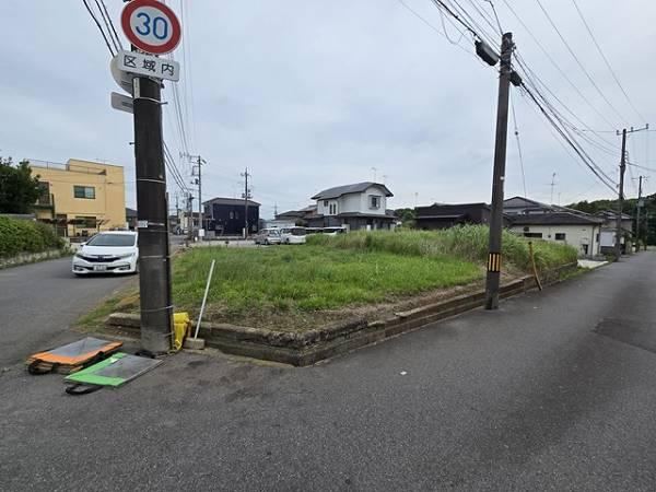 183 m² land in Ushiku, Ibaraki - Photo 1