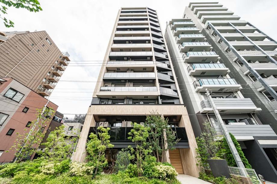 2LDK apartment in Taito Ward, Tokyo - Photo 1