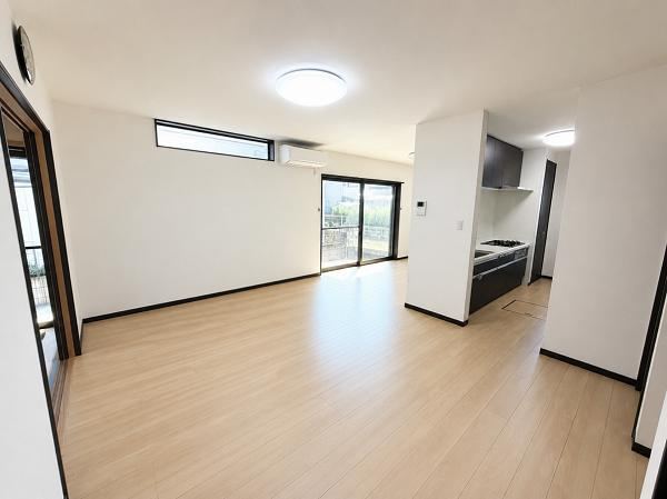 3LDK house in Izumi, Osaka - Photo 1