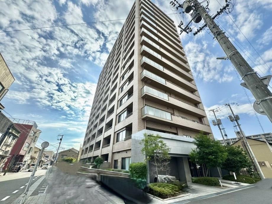 3LDK apartment in Onomichi, Hiroshima - Photo 1