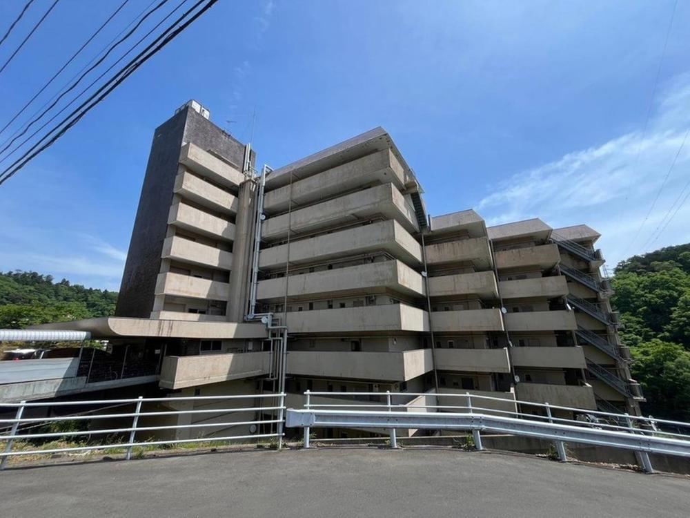 2LDK apartment in Aoba Ward, Sendai, Miyagi - Photo 1