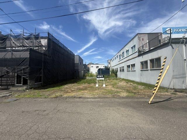 193 m² land in Minami Ward, Sapporo, Hokkaido - Photo 1
