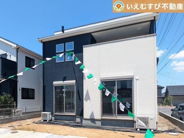 4LDK house in Konosu, Saitama - Photo 1