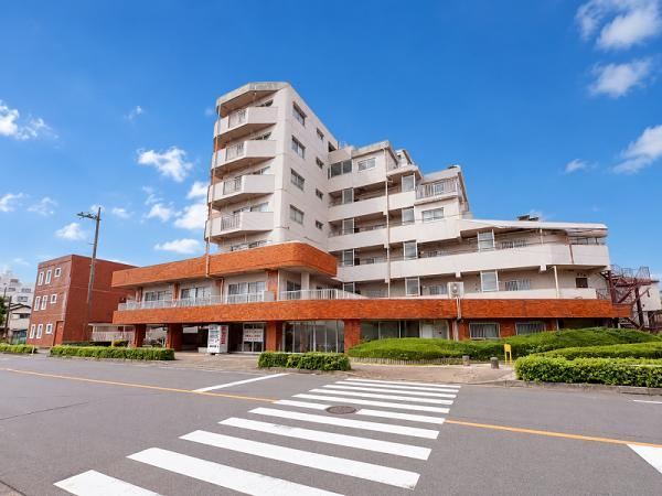 3DK apartment in Higashiyamato, Tokyo - Photo 1