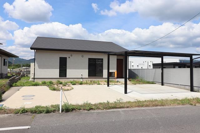 3LDK house in Iwakuni, Yamaguchi - Photo 1
