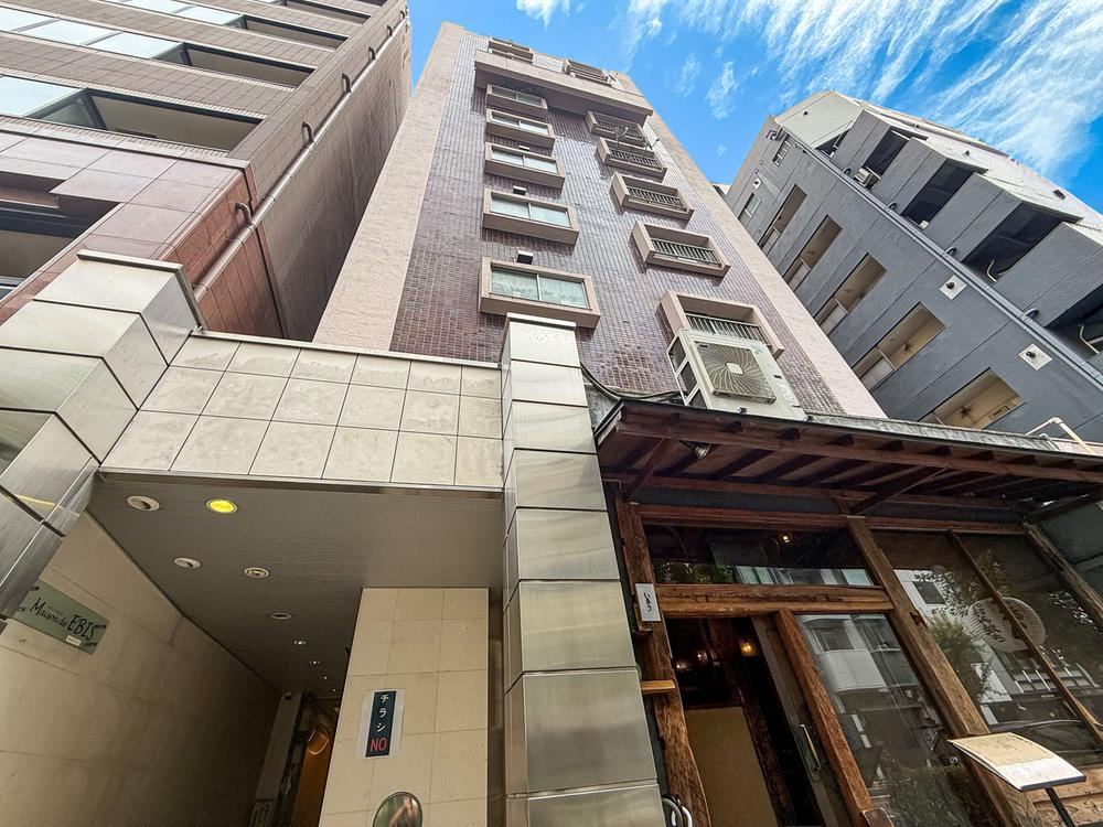 1LDK apartment in Shibuya Ward, Tokyo - Photo 1