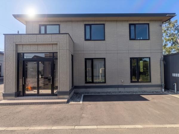 4LDK+S house in Kitahiroshima, Hokkaido - Photo 1