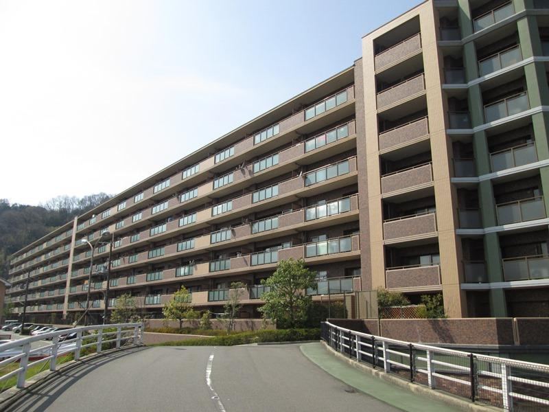 4LDK apartment in Yamashina Ward, Kyoto - Photo 1