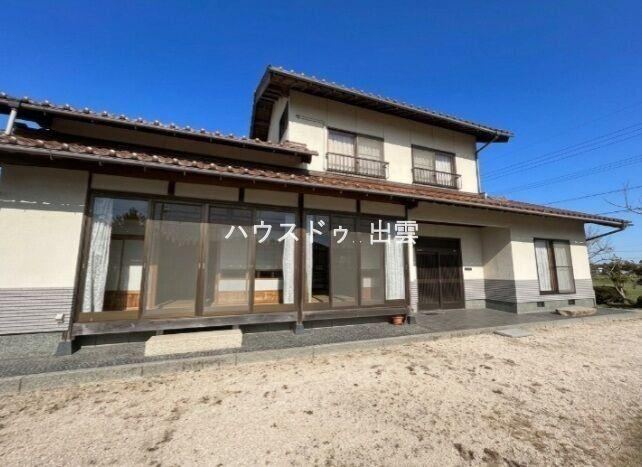 7LK house in Izumo, Shimane - Photo 1
