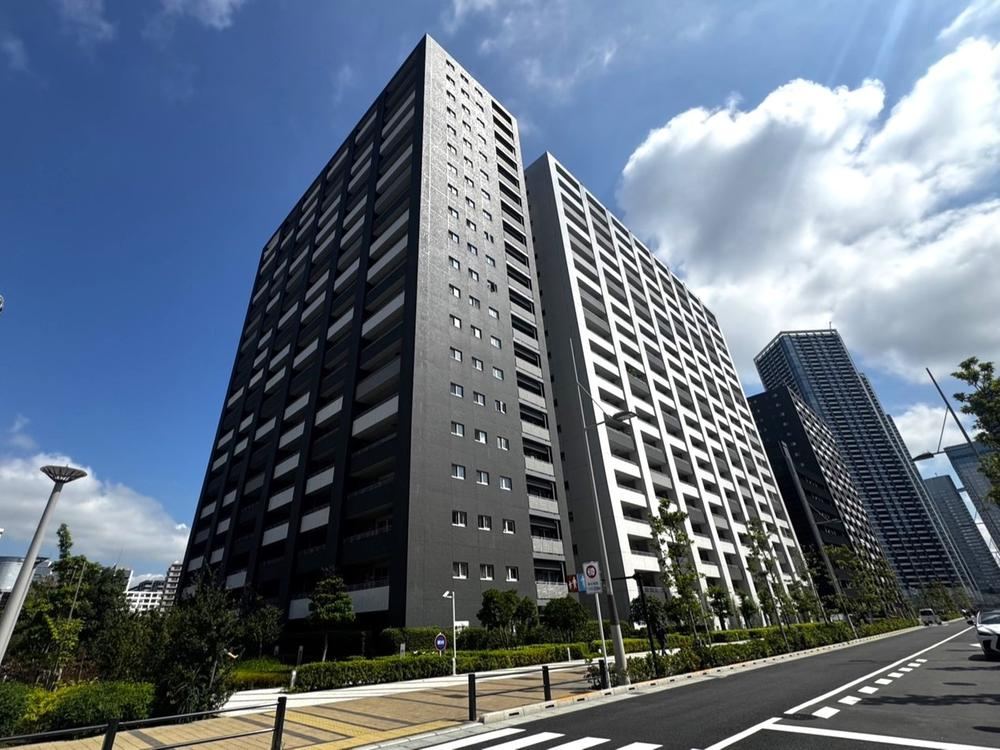 2LDK apartment in Chuo Ward, Tokyo - Photo 1