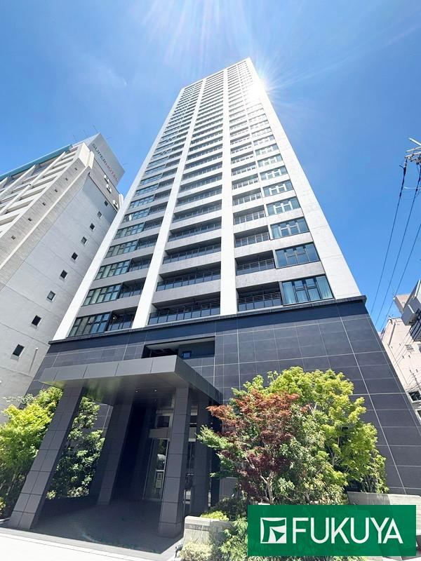 3LDK apartment in Chuo Ward, Osaka - Photo 1