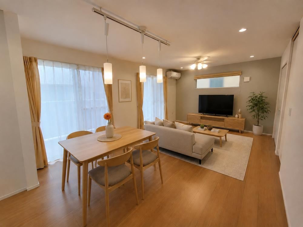 4LDK+S house in Iwakura, Aichi - Photo 1