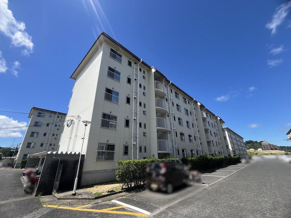 3DK apartment in Kita Ward, Kobe, Hyogo - Photo 1
