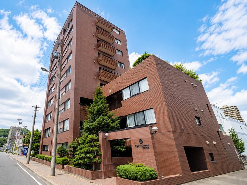 3LDK apartment in Chuo Ward, Sapporo, Hokkaido - Photo 1