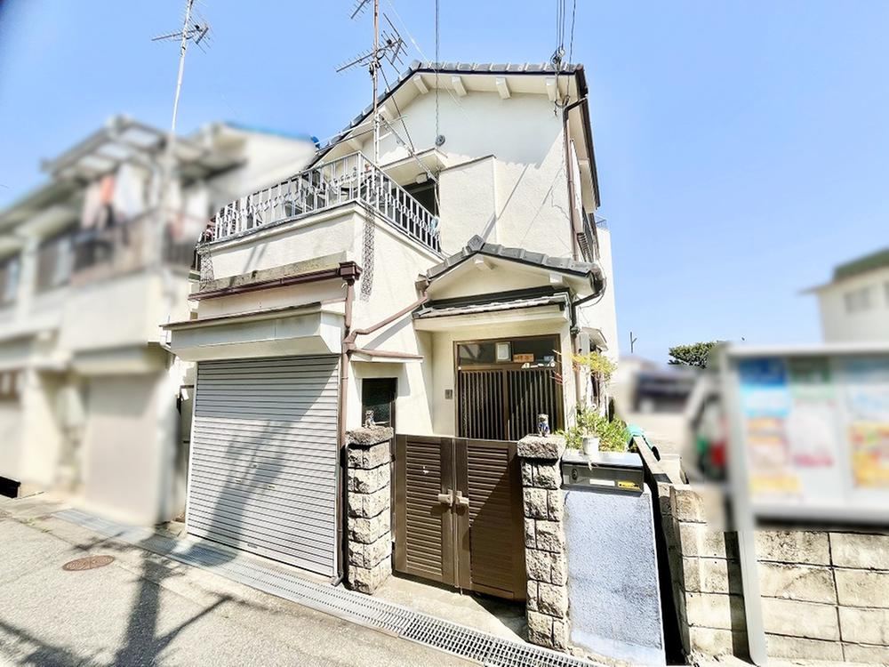 4LDK house in Nagata Ward, Kobe, Hyogo - Photo 1