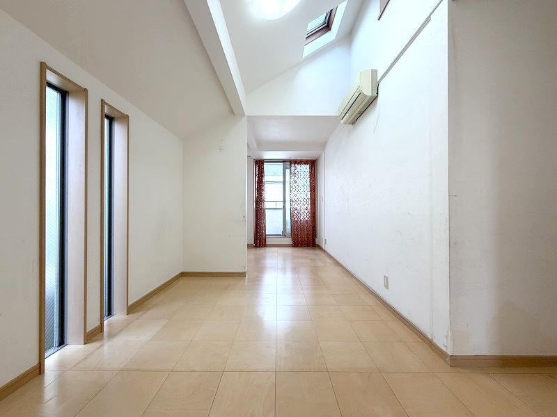 3LDK+S house in Suginami Ward, Tokyo - Photo 1