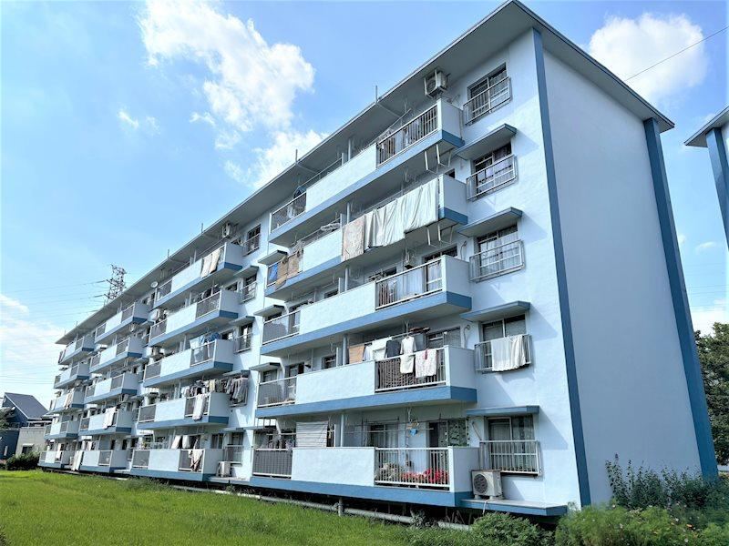 3DK apartment in Misato, Saitama - Photo 1