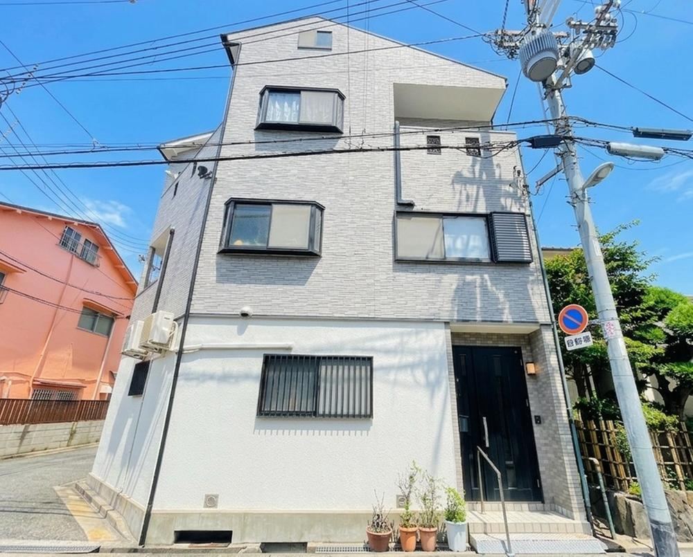 6LDK house in Asahi Ward, Osaka - Photo 1