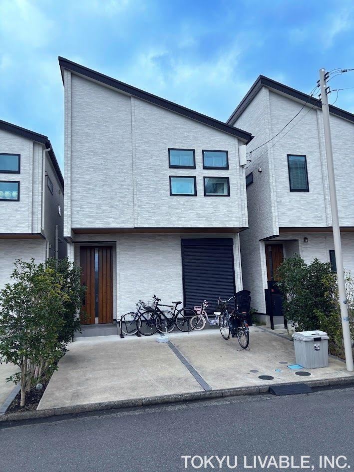 3LDK+S house in Fujisawa, Kanagawa - Photo 1