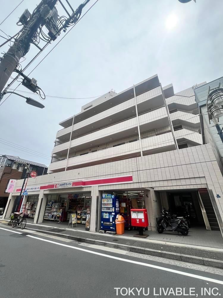 2LDK apartment in Shinagawa Ward, Tokyo - Photo 1