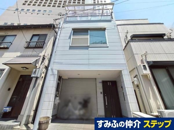 4LDK house in Fukushima Ward, Osaka - Photo 1