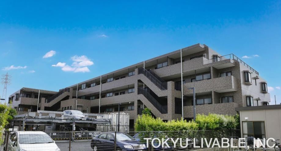 3LDK apartment in Urawa Ward, Saitama - Photo 1
